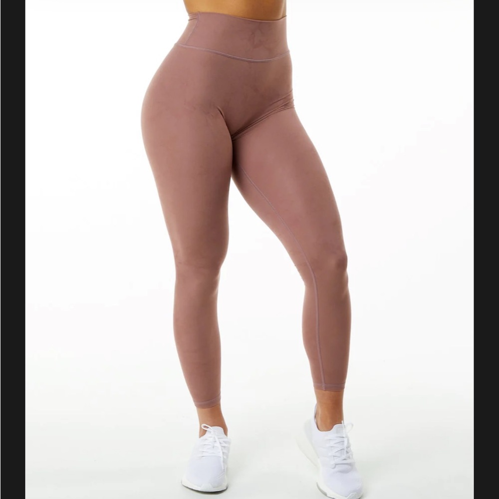 Alphalete Alphalux Wonder Legging 27”